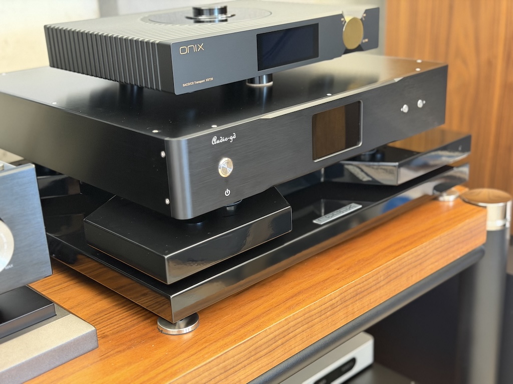 Referencyjny DAC R2R od AUDIO-GD R-8HE MK3
